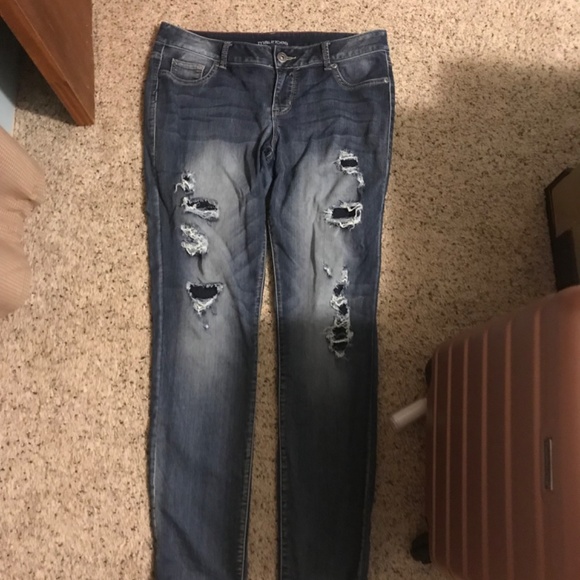 Maurice’s skinny straight  leg large regular torn - Picture 2 of 8